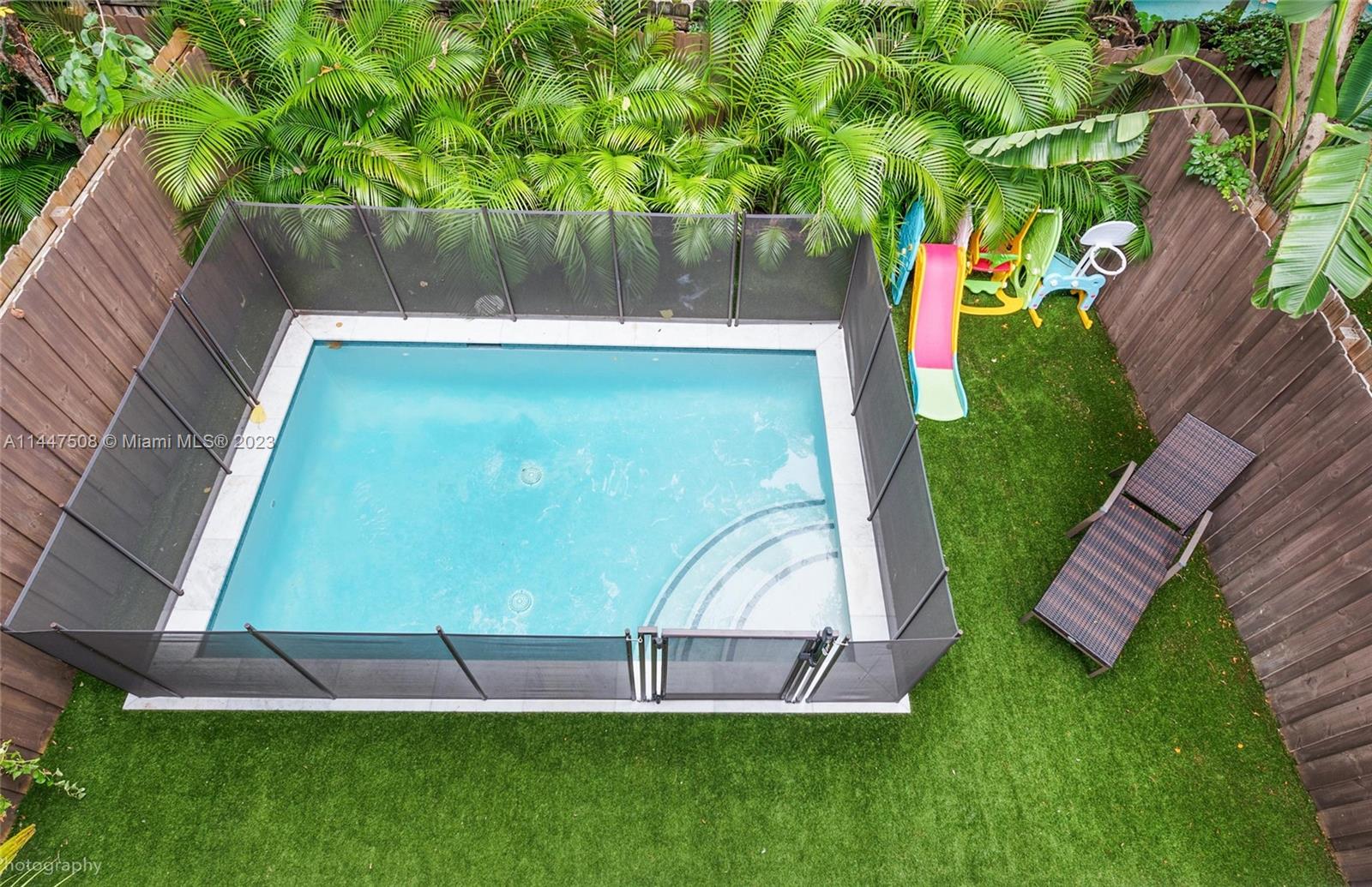 PALMHURST - Residential