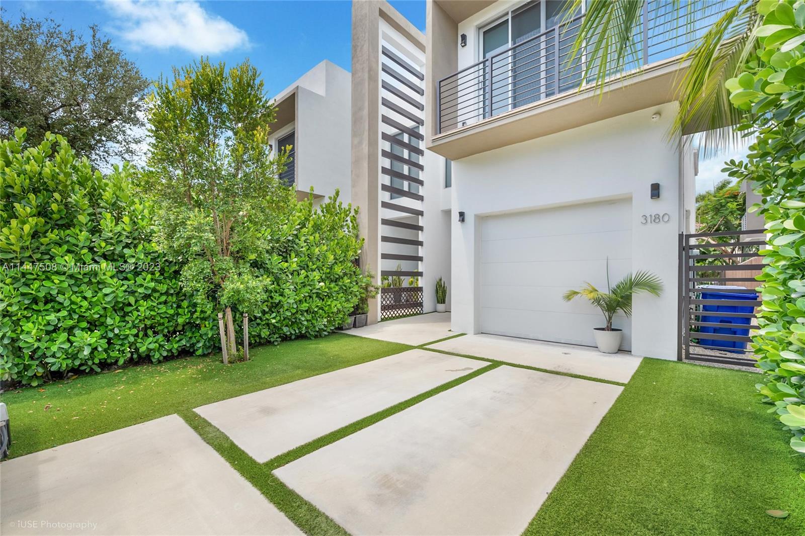 PALMHURST - Residential