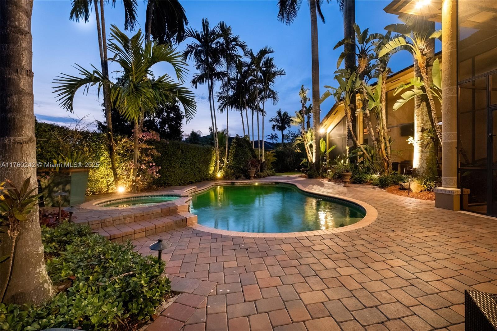 BISCADO ESTS SEC 1 - Residential