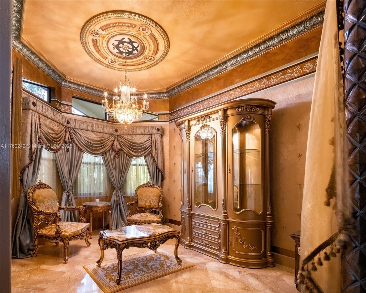 BISCADO ESTS SEC 1 - Residential