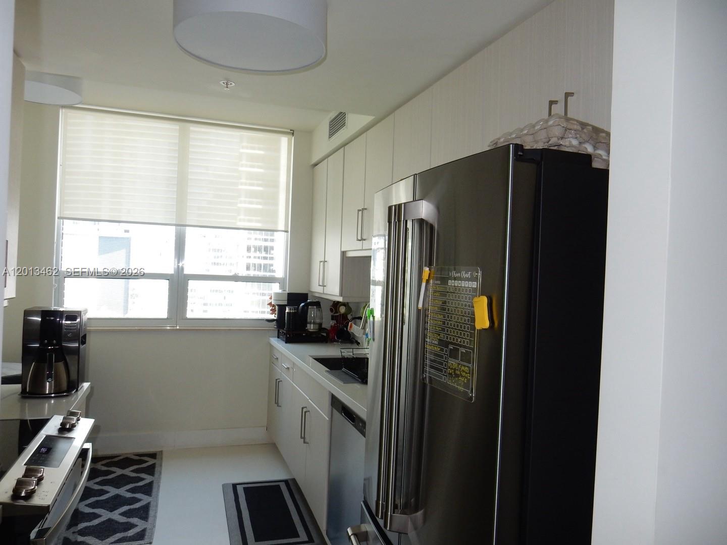 COURTS BRICKELL KEY CONDO - Residential Lease