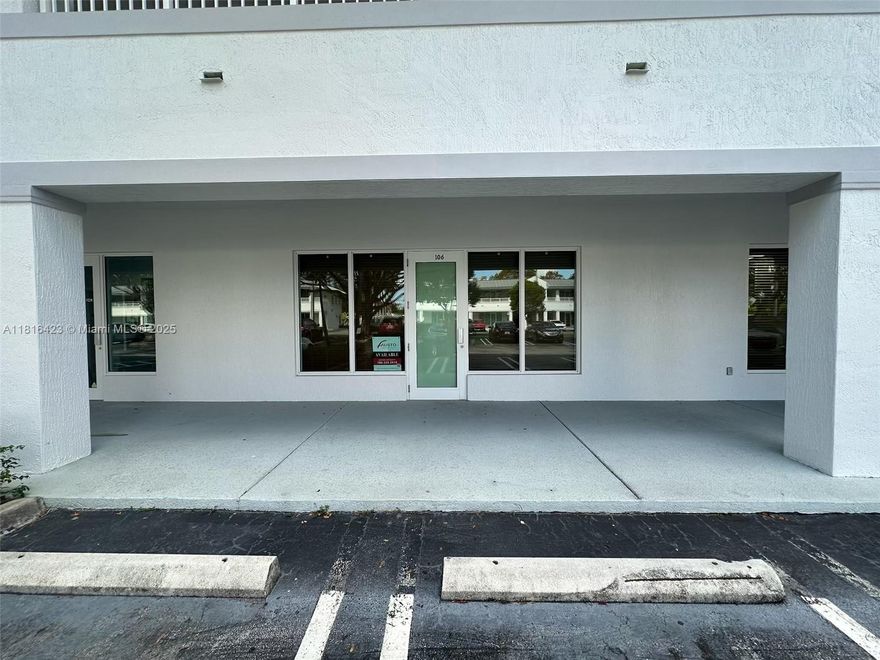 Prime Ground-Floor Office Space for sale – Suite 106A, 9560 SW 107th Avenue, Miami, FL 33176 Position your business in the heart of Kendall with this exceptional ground-floor office suite, ideally situated on bustling SW 107th Avenue between Kendall Drive and Killian Parkway. This 2-story Class B office building, constructed in 2004, offers a professional environment with modern amenities and ample parking.