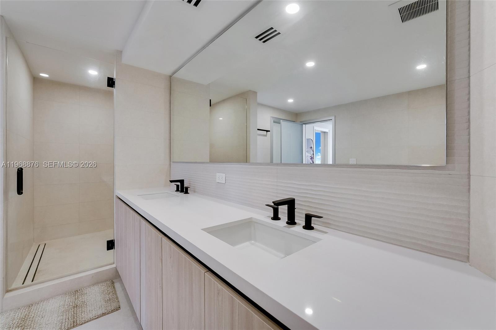 PALM BAY TOWERS CONDO - Residential