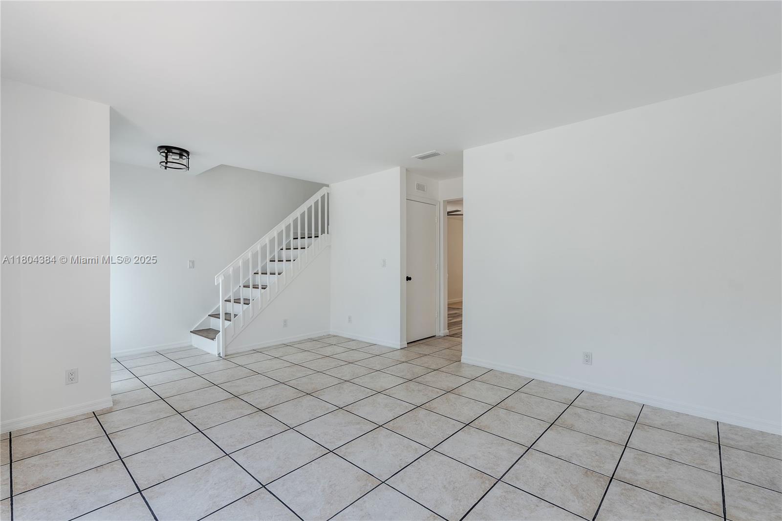 VICTORIA WOODS PL 1 - Residential Lease