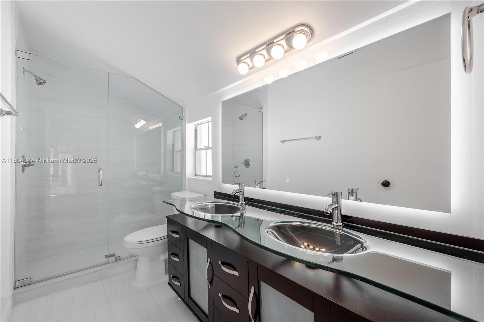 VICTORIA WOODS PL 1 - Residential Lease
