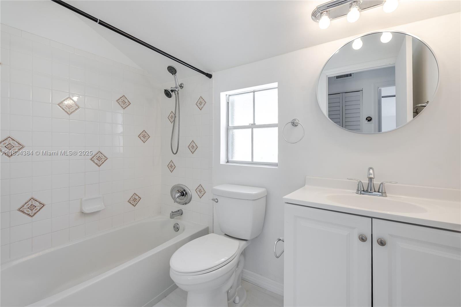 VICTORIA WOODS PL 1 - Residential Lease