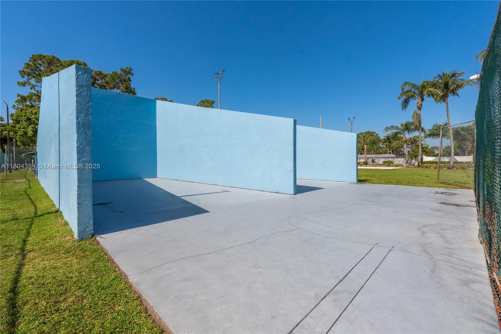 VICTORIA WOODS PL 1 - Residential Lease