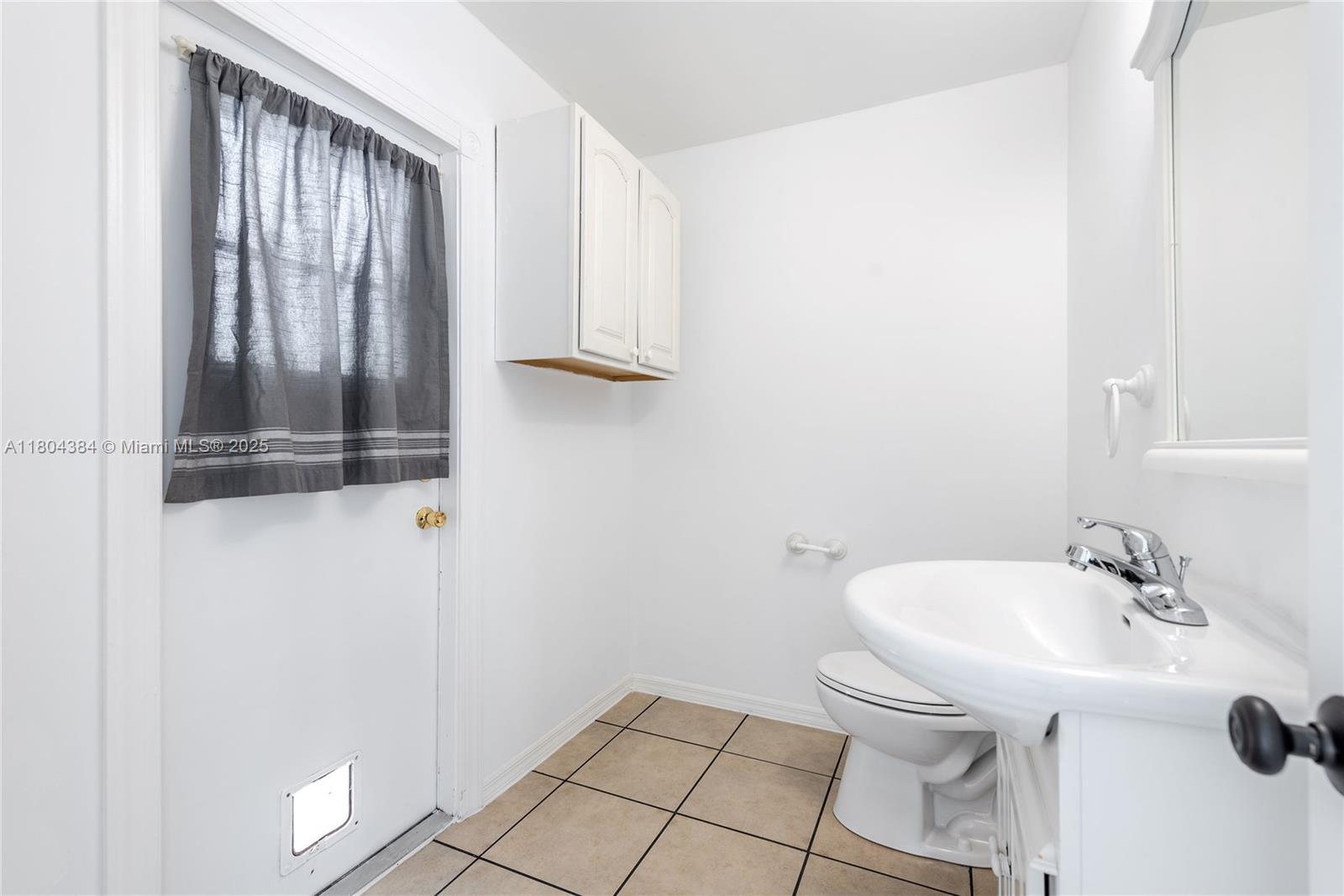 VICTORIA WOODS PL 1 - Residential Lease