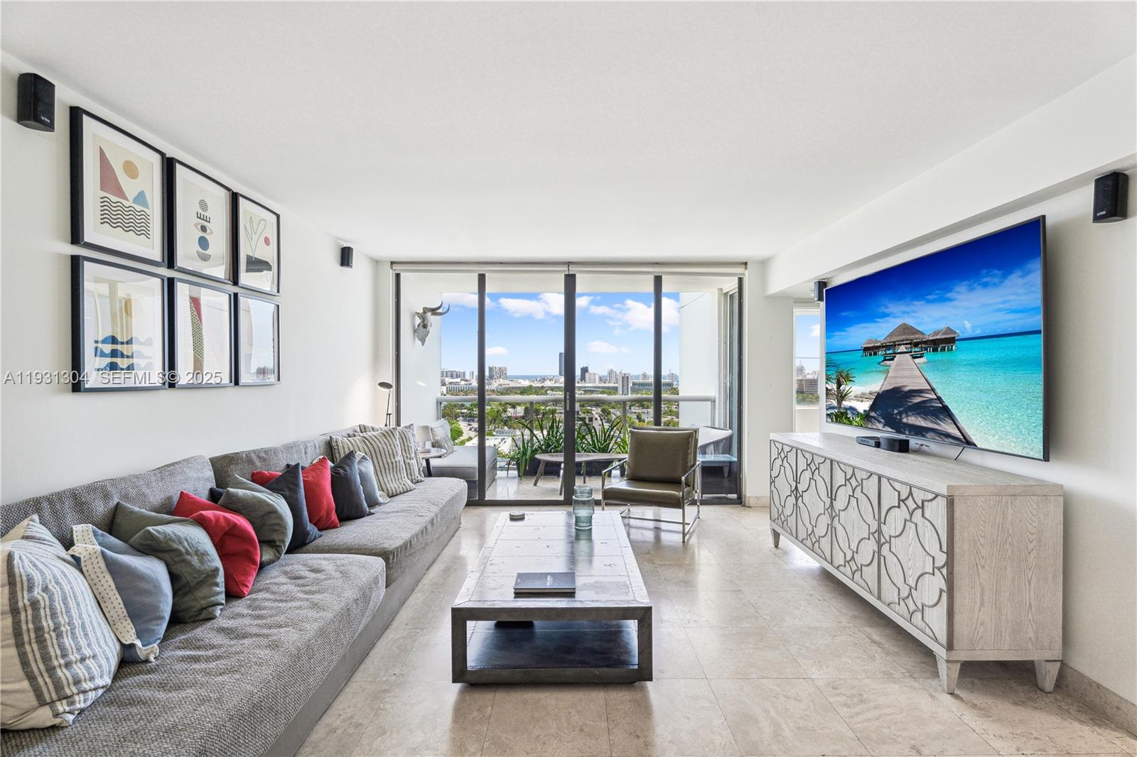 SUNSET HARBOUR NORTH COND - Residential Lease