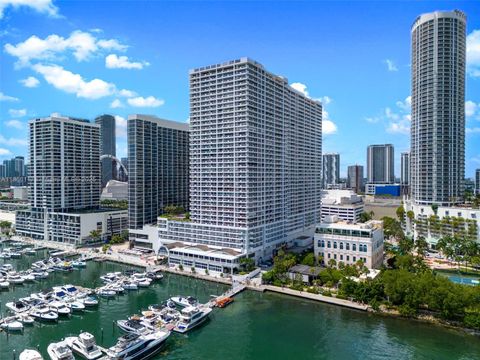 1717 N Bayshore Dr A-3752 Miami FL 33132