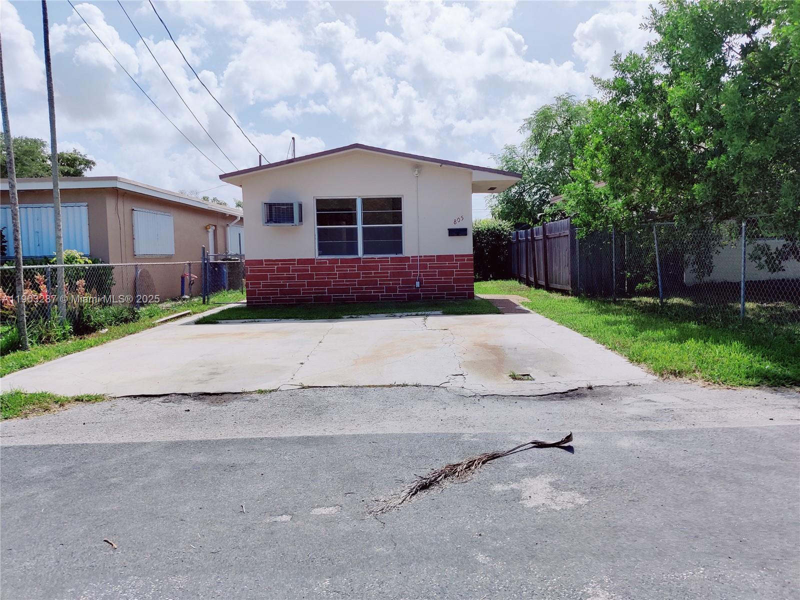 GRANT PARK - Residential Lease