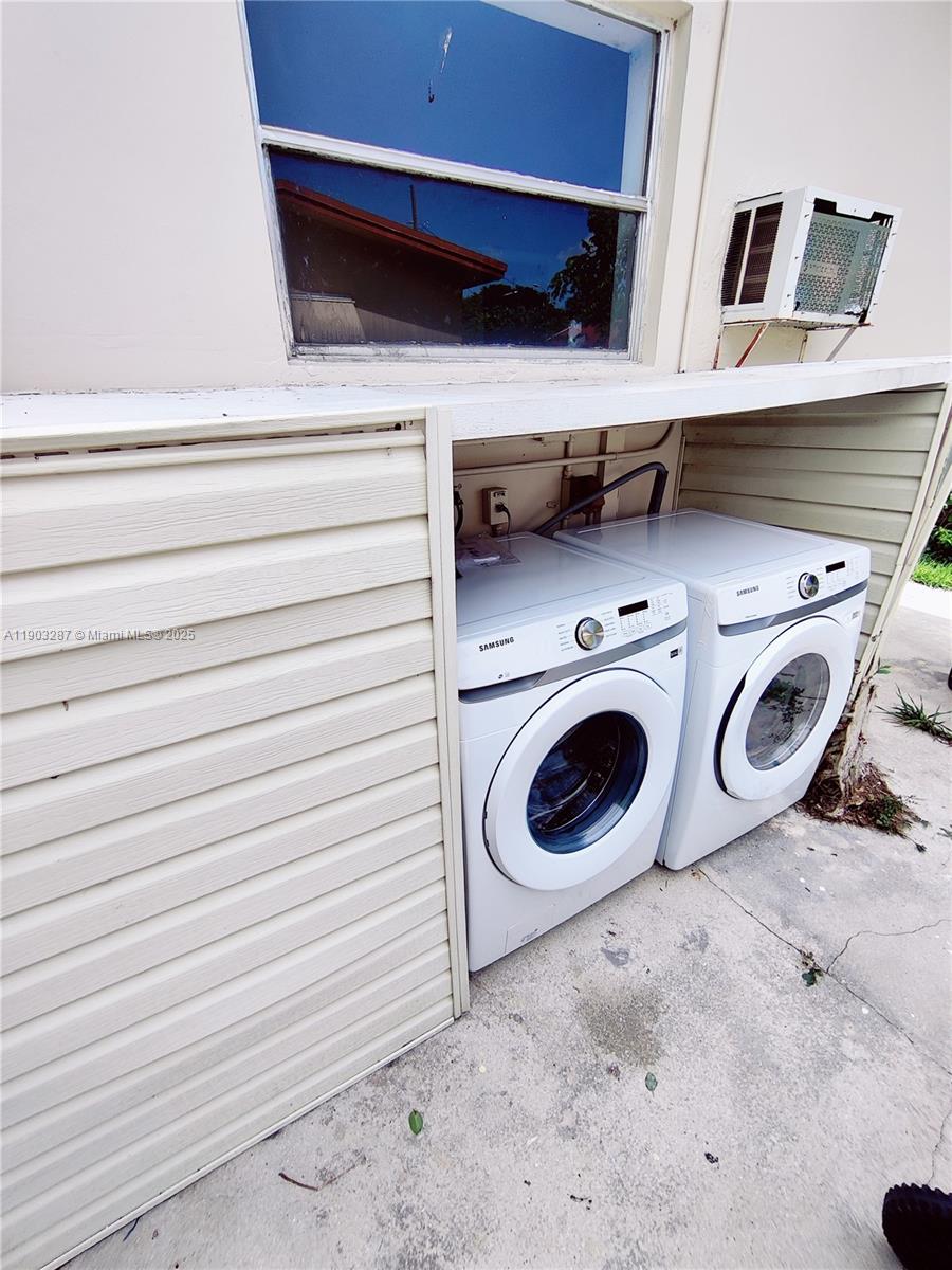 GRANT PARK - Residential Lease