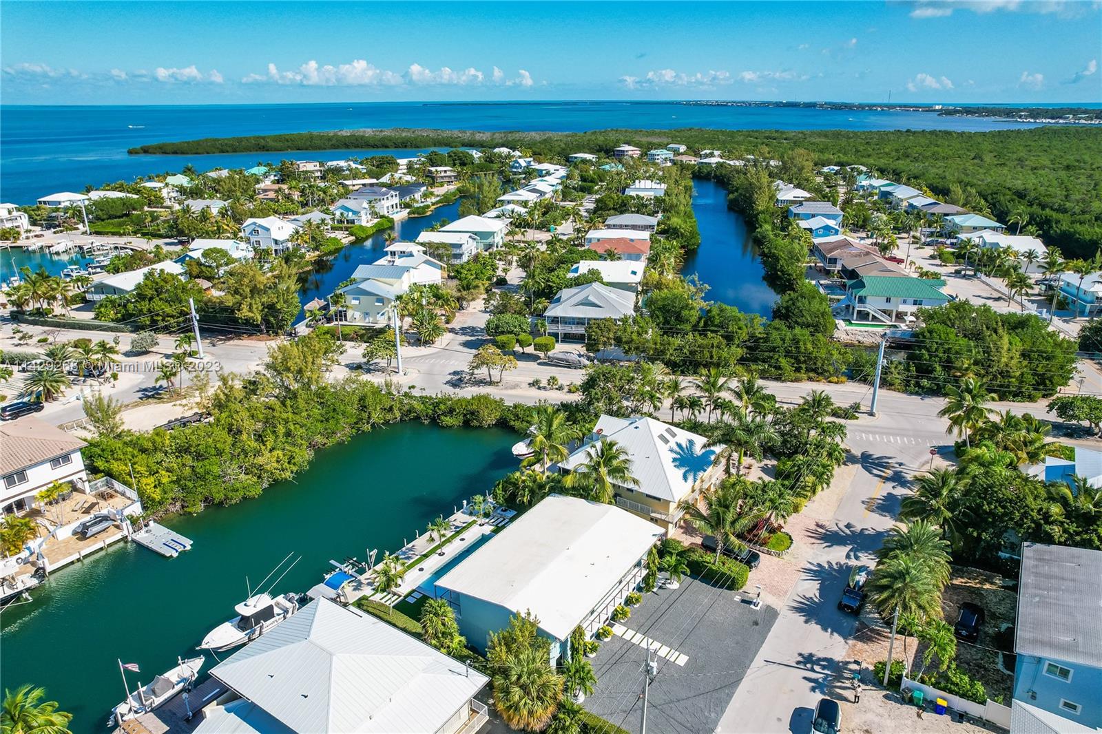 VENETIAN SHORES NO 2 - Residential