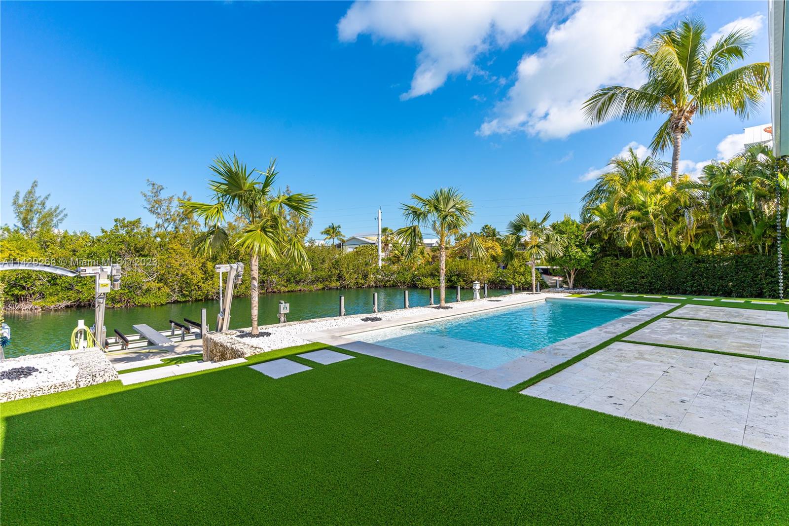 VENETIAN SHORES NO 2 - Residential