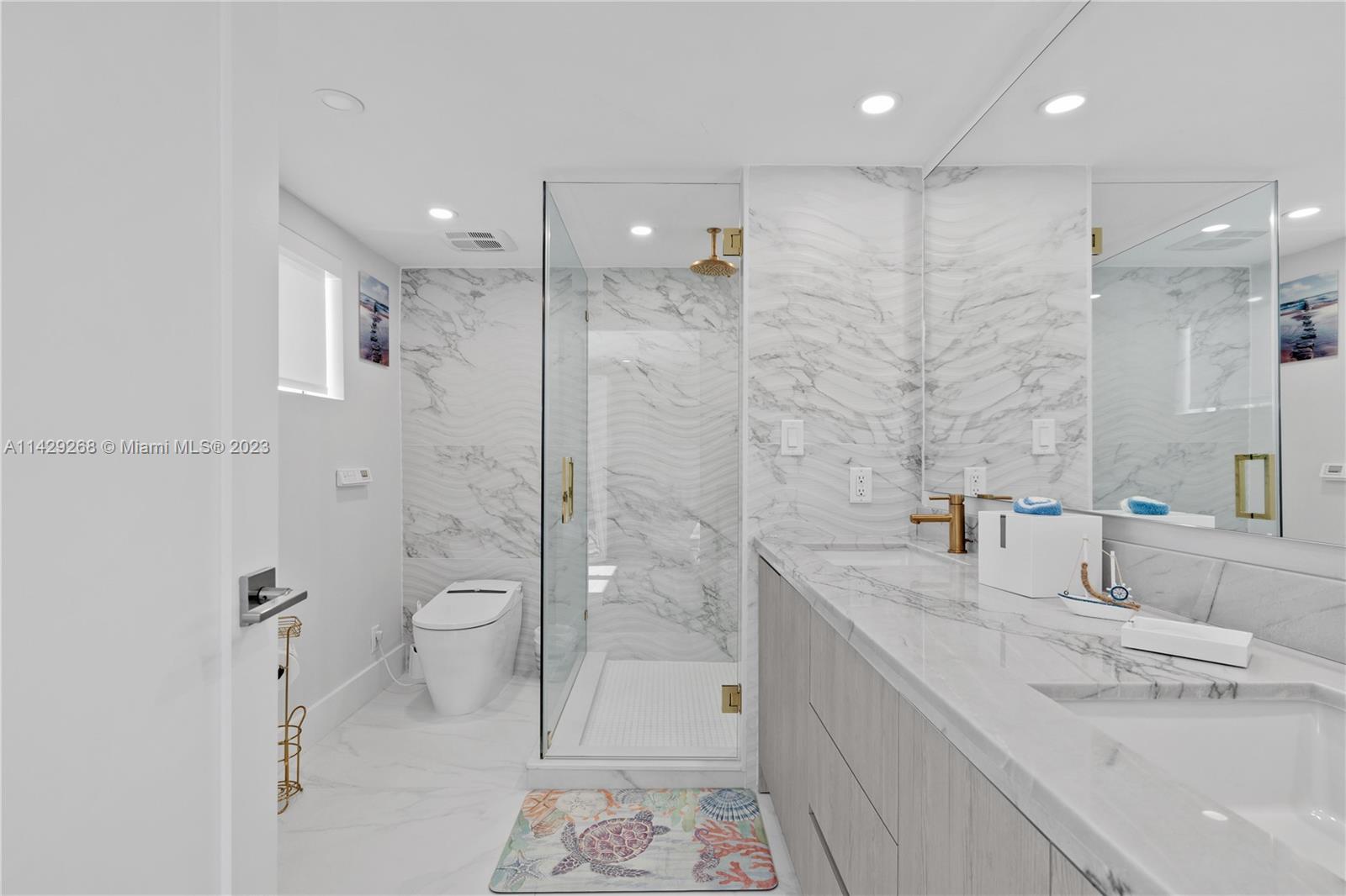 VENETIAN SHORES NO 2 - Residential