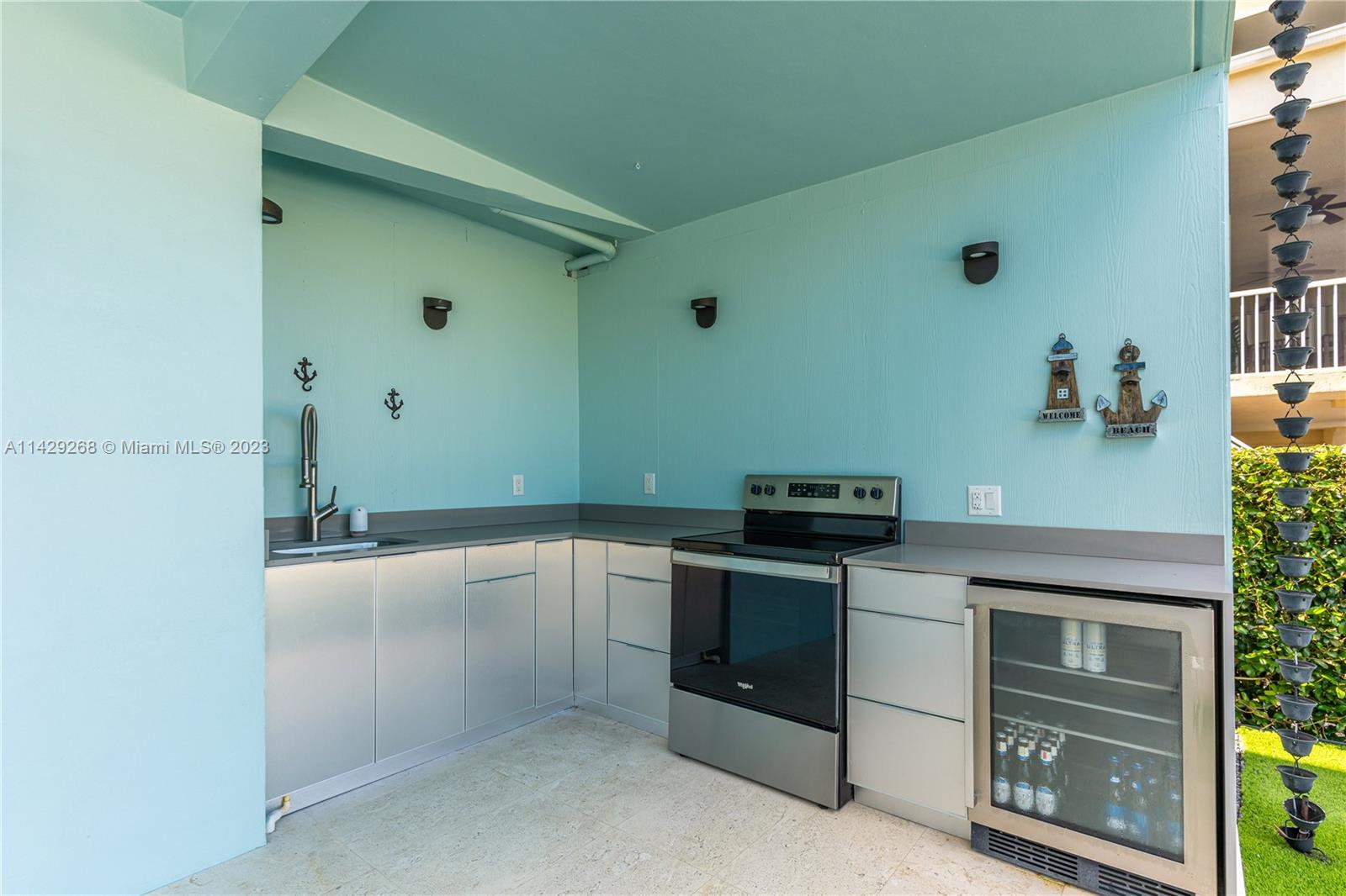 VENETIAN SHORES NO 2 - Residential