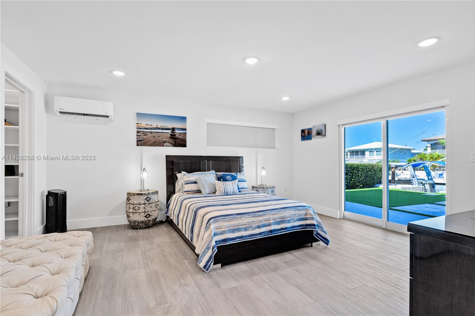 VENETIAN SHORES NO 2 - Residential