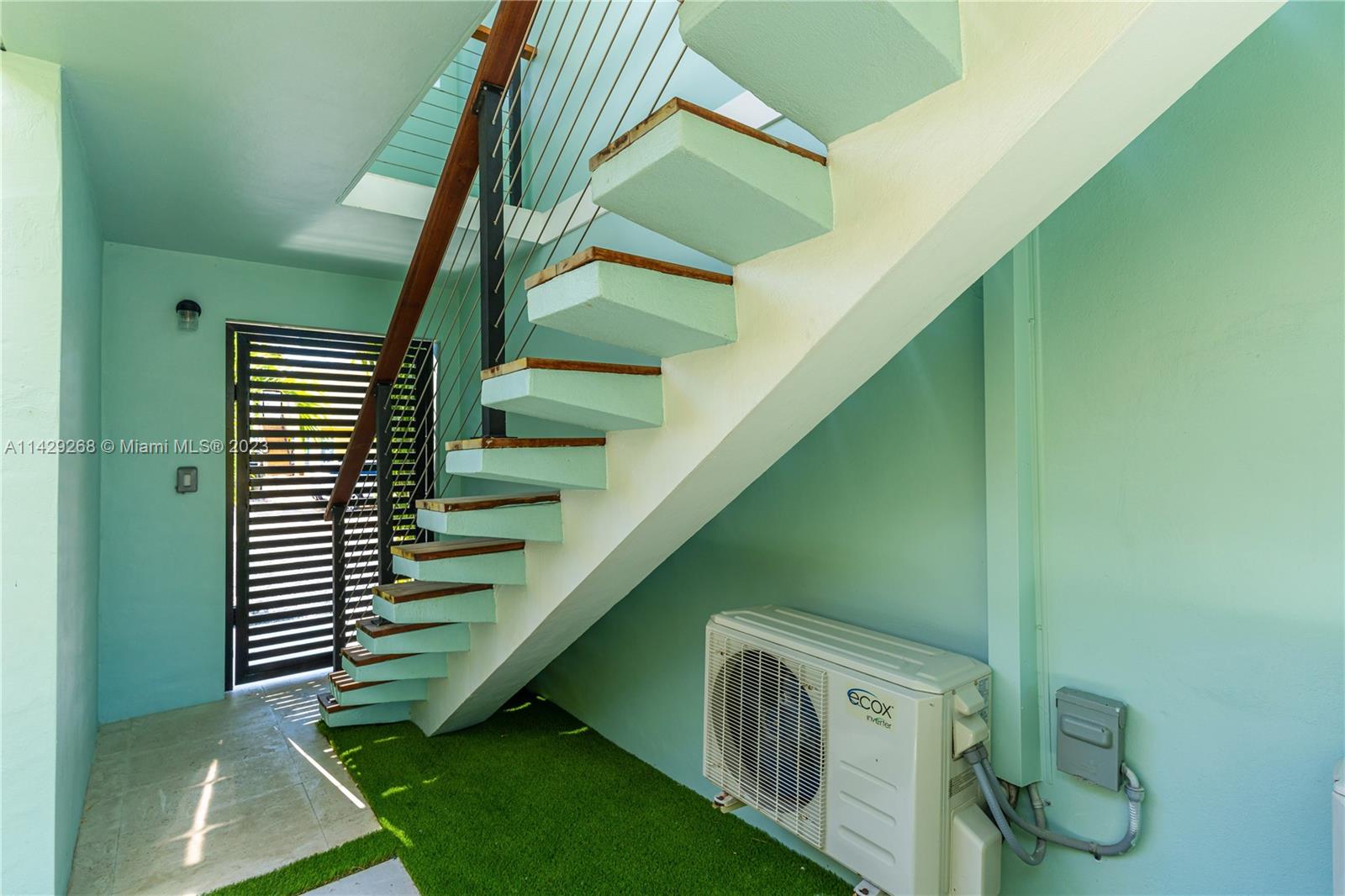 VENETIAN SHORES NO 2 - Residential