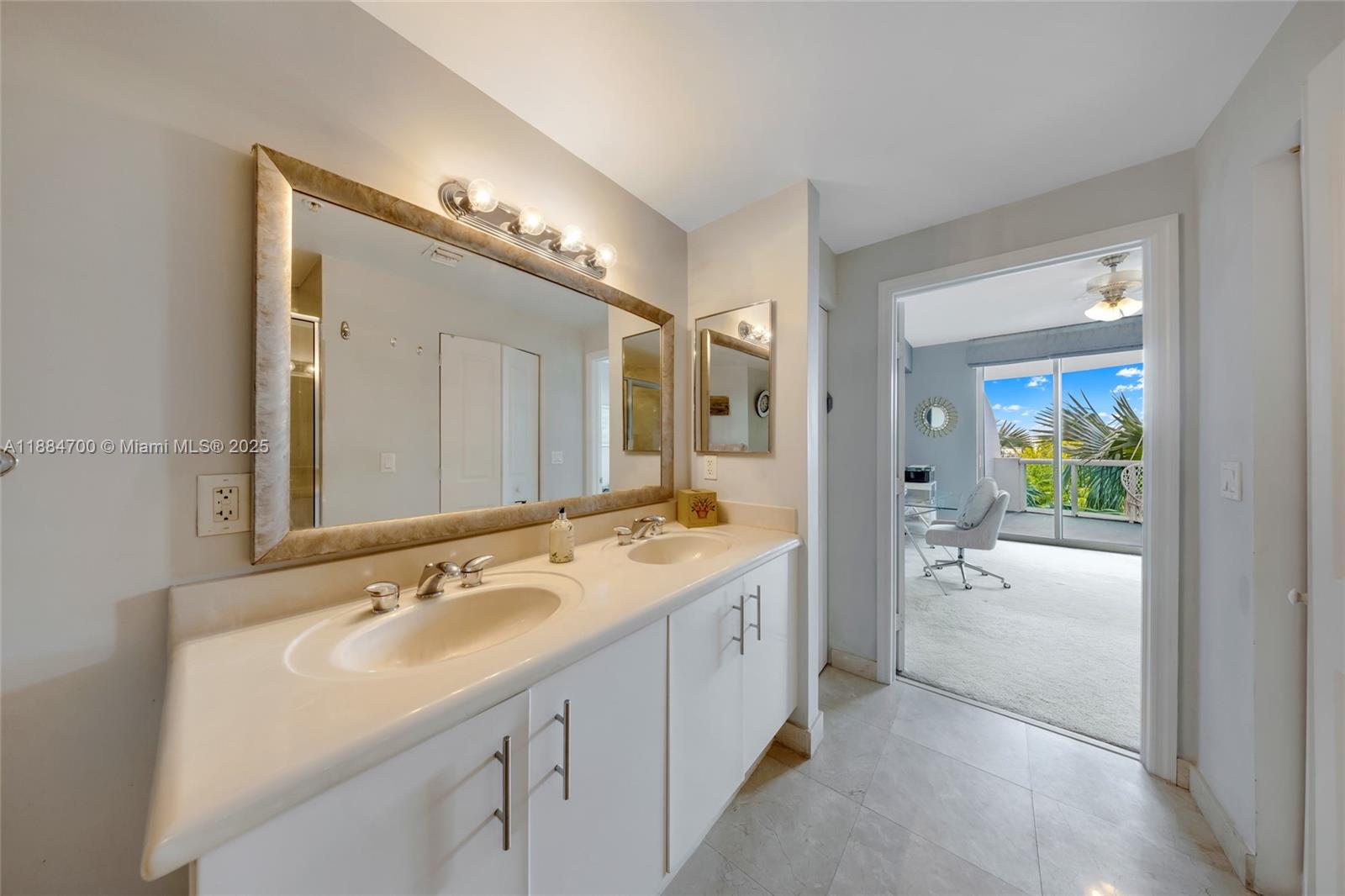 360 CONDO B - Residential