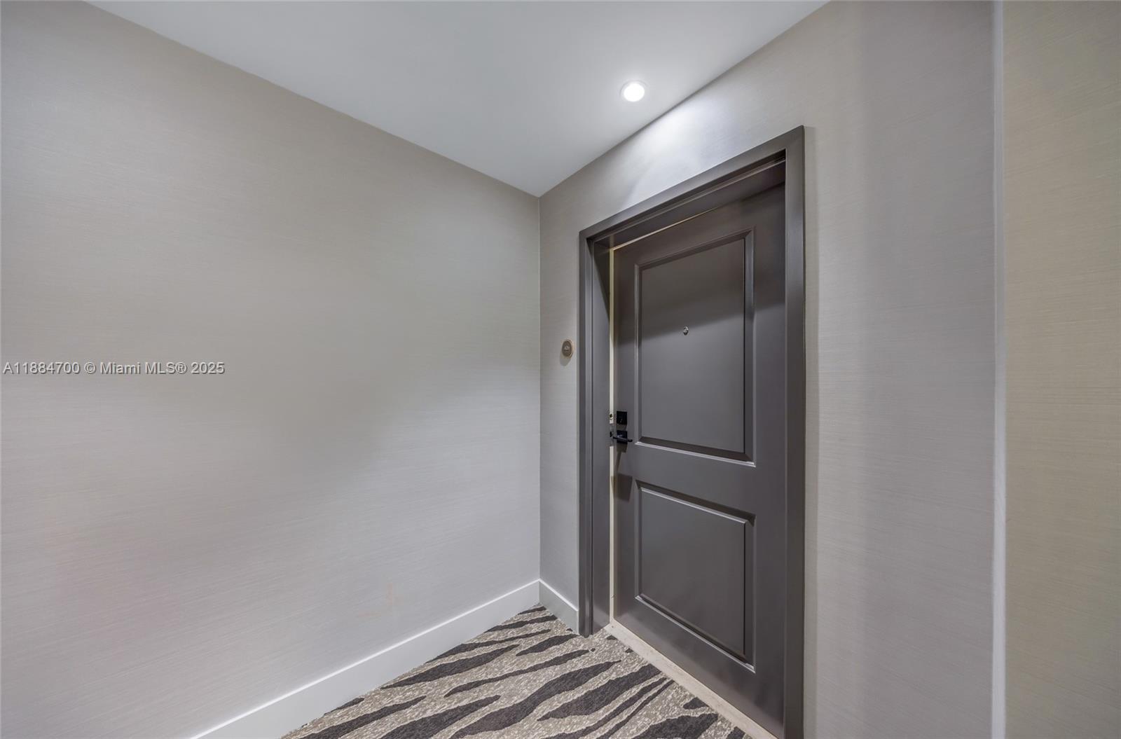 360 CONDO B - Residential