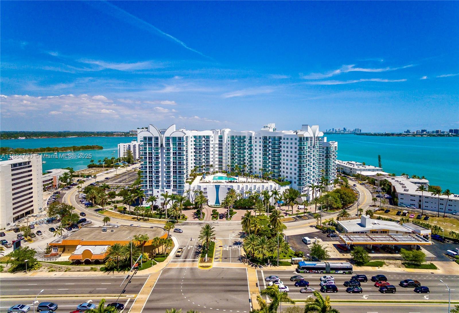 360 CONDO B - Residential