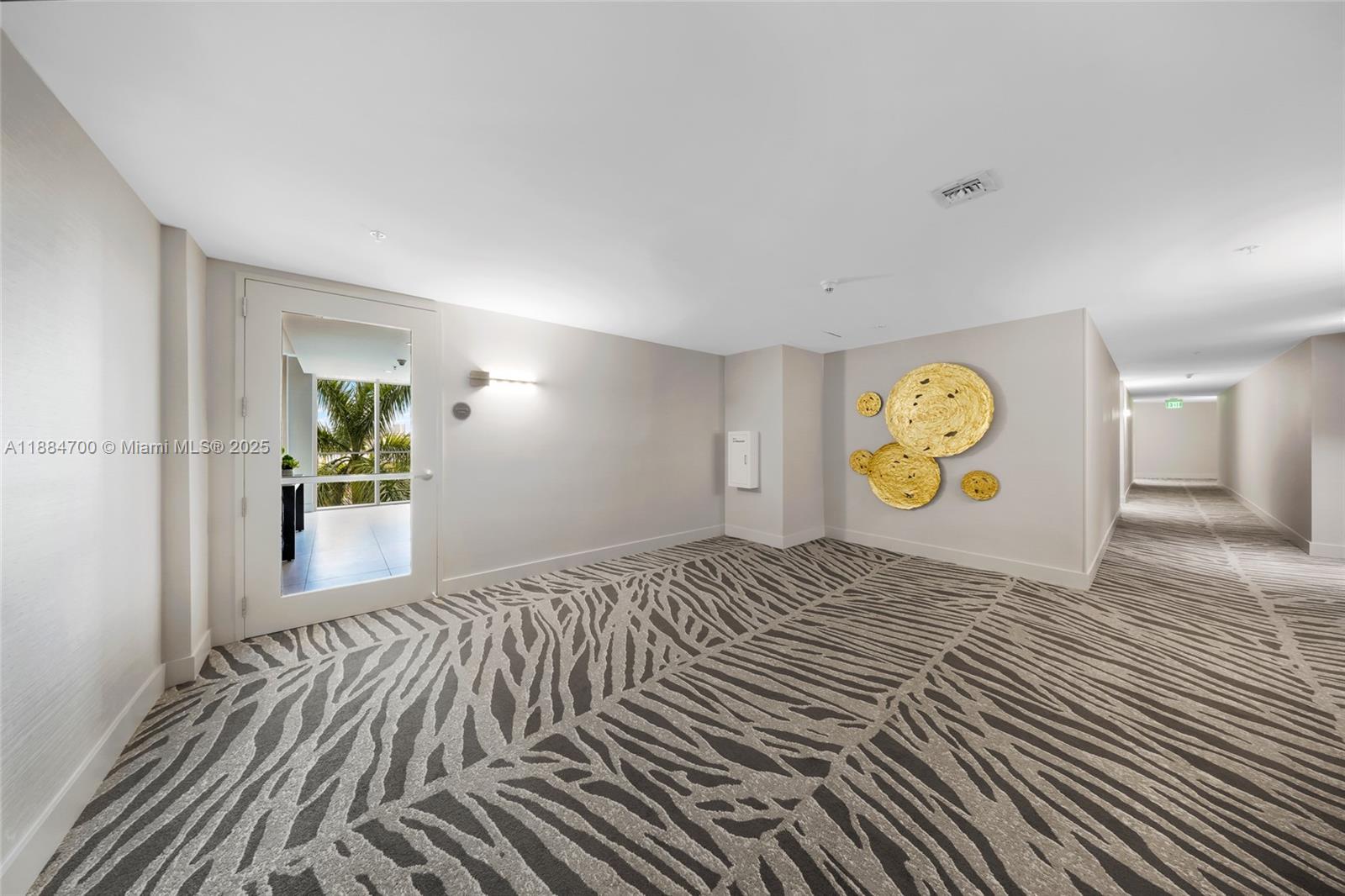 360 CONDO B - Residential