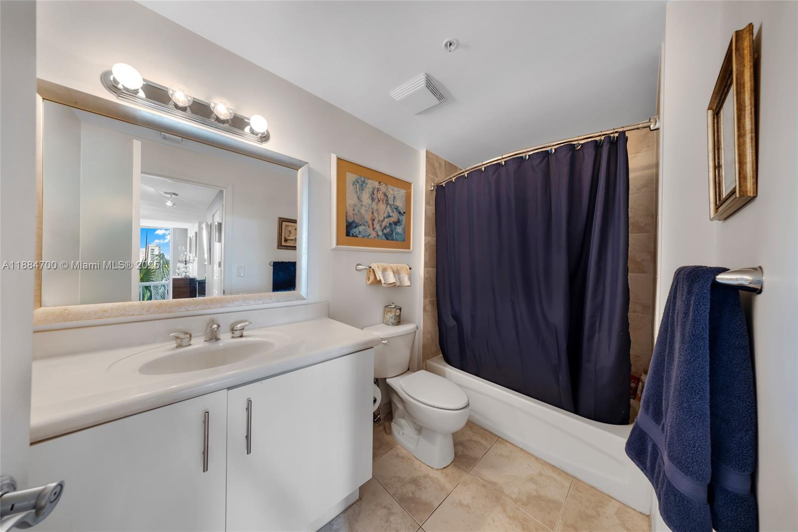 360 CONDO B - Residential