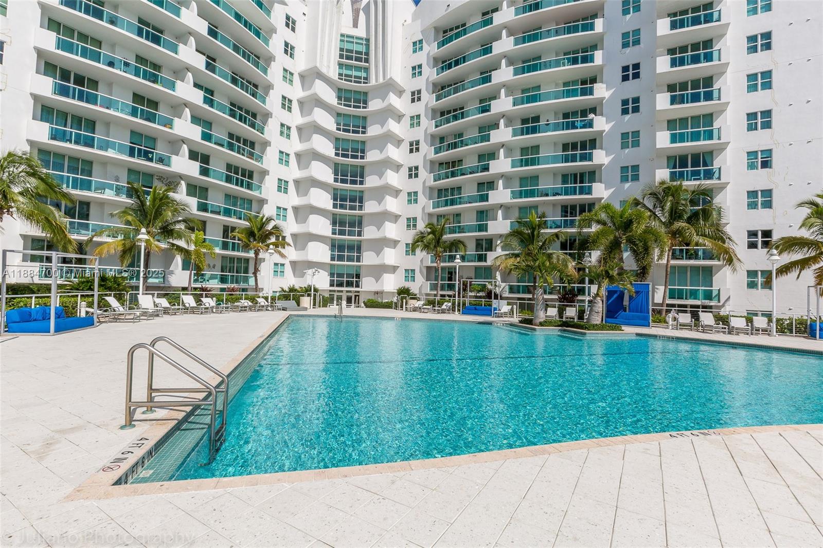 360 CONDO B - Residential