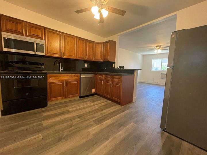 AMD PL BAY RIDGE - Residential Lease