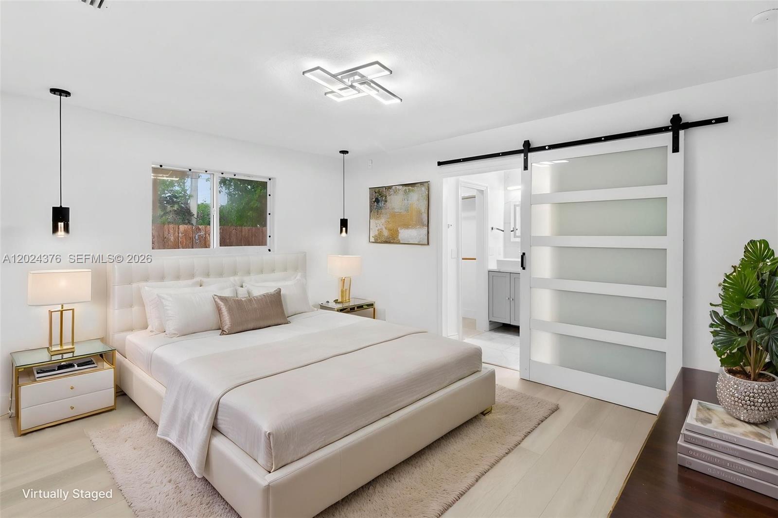 MIRROR LAKE ESTATES SEC F - Residential
