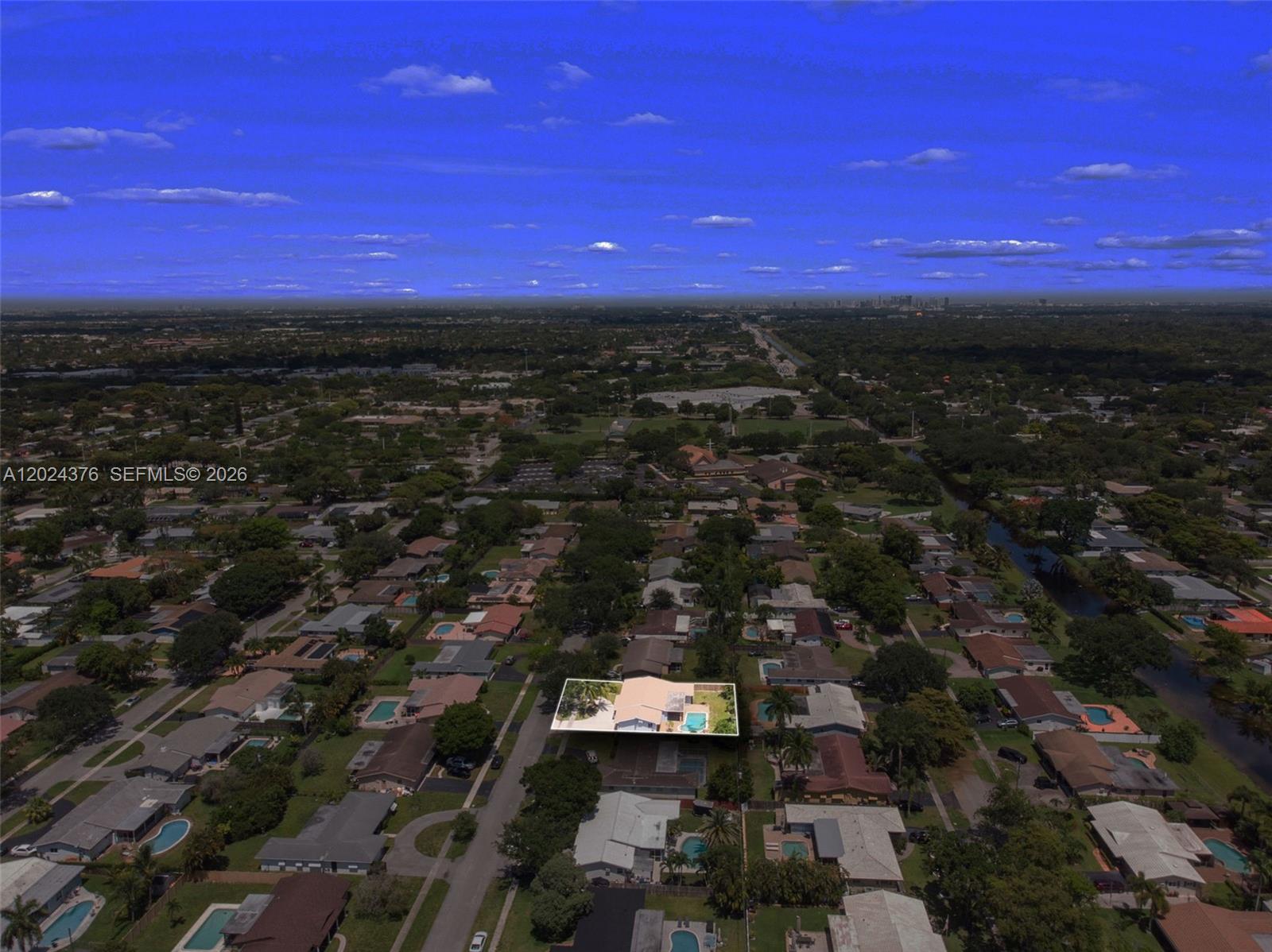 MIRROR LAKE ESTATES SEC F - Residential