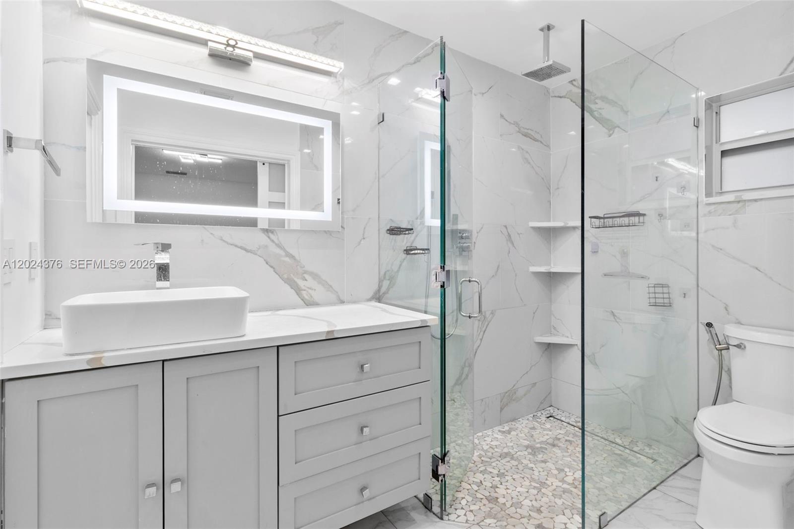 MIRROR LAKE ESTATES SEC F - Residential