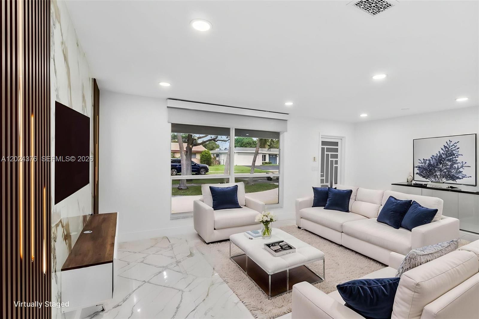 MIRROR LAKE ESTATES SEC F - Residential