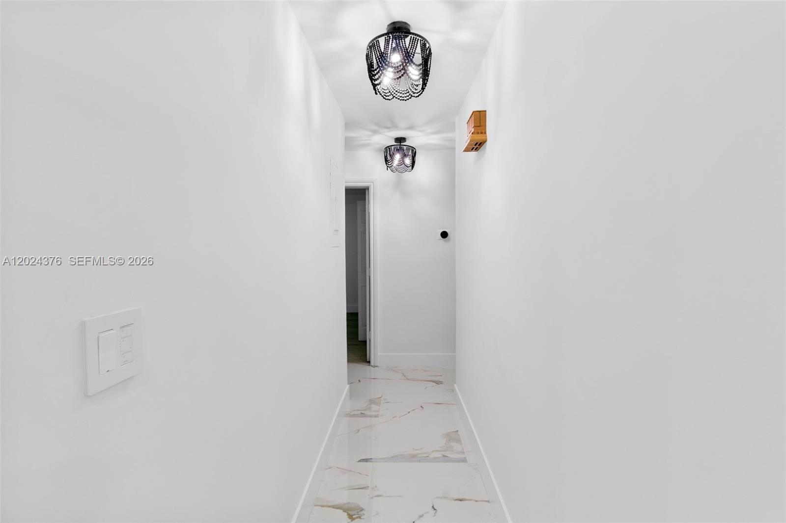 MIRROR LAKE ESTATES SEC F - Residential