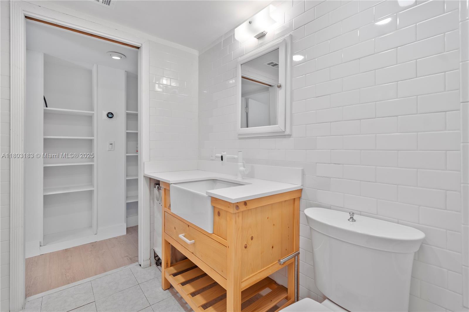 DADELAND GROVE CONDO - Residential