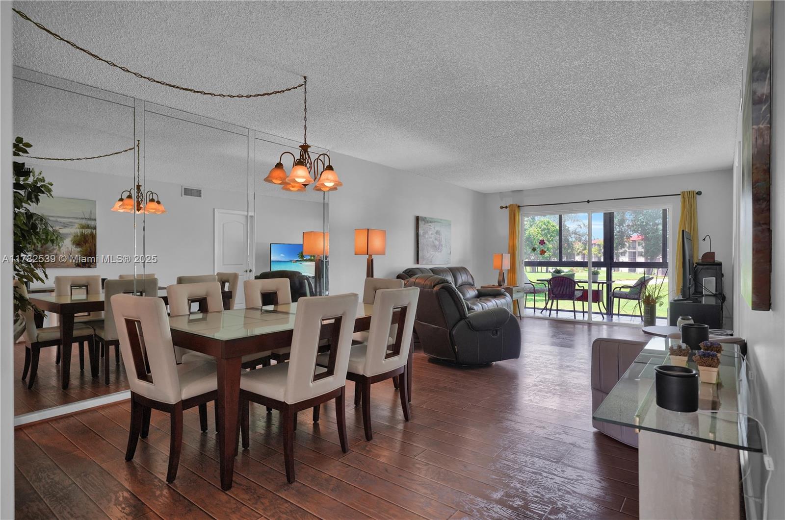 HOLLYBROOK GOLF AND - Residential Lease