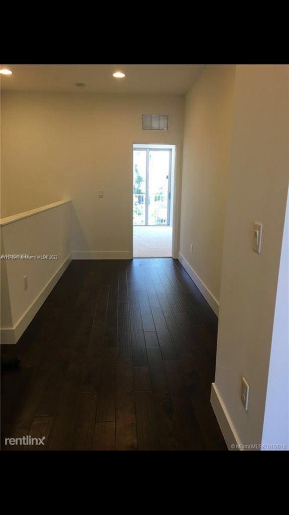 WEITZER AVENTURA PLACE CO - Residential