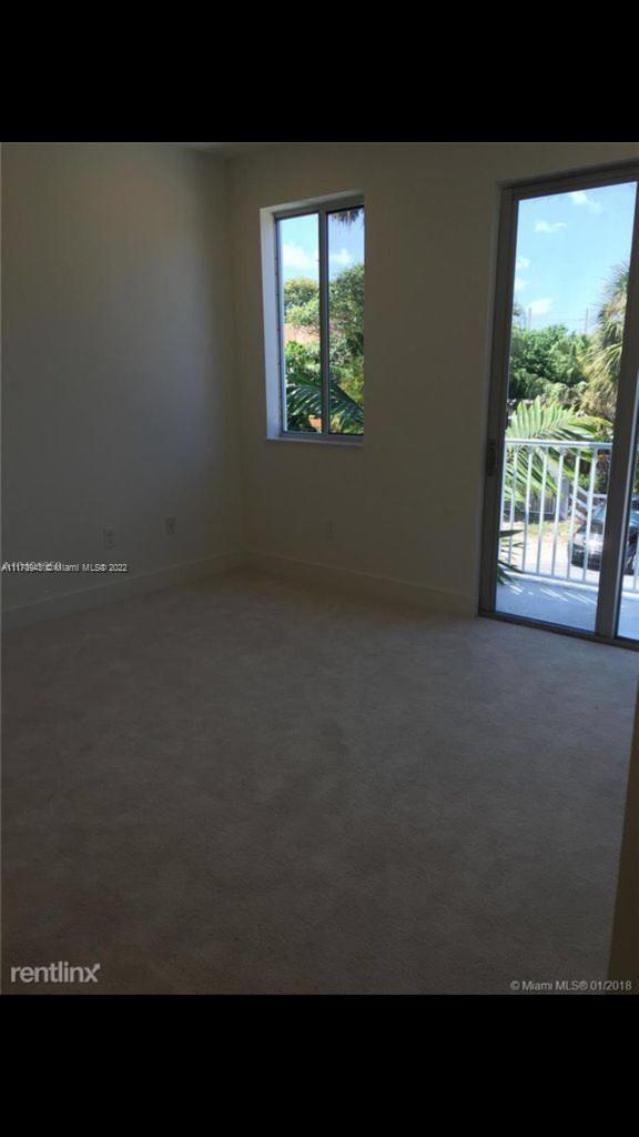 WEITZER AVENTURA PLACE CO - Residential