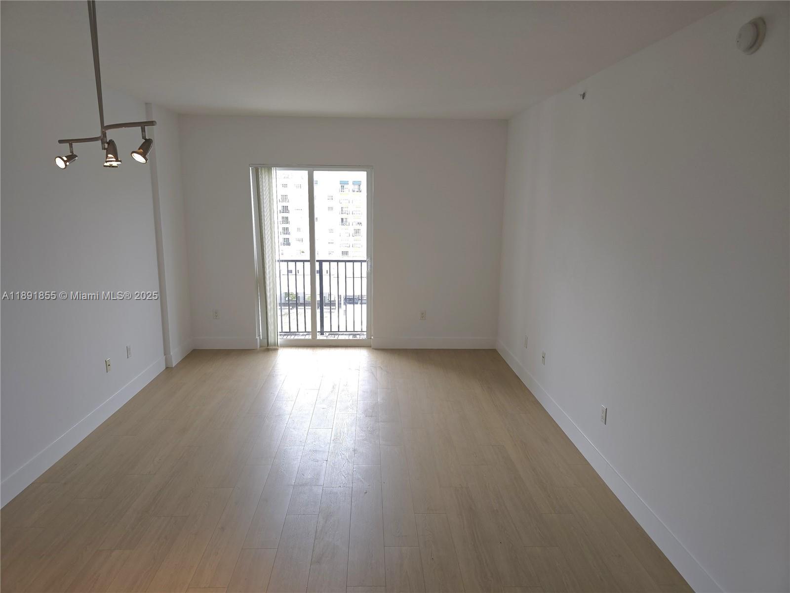 TEN ARAGON CONDO - Residential Lease
