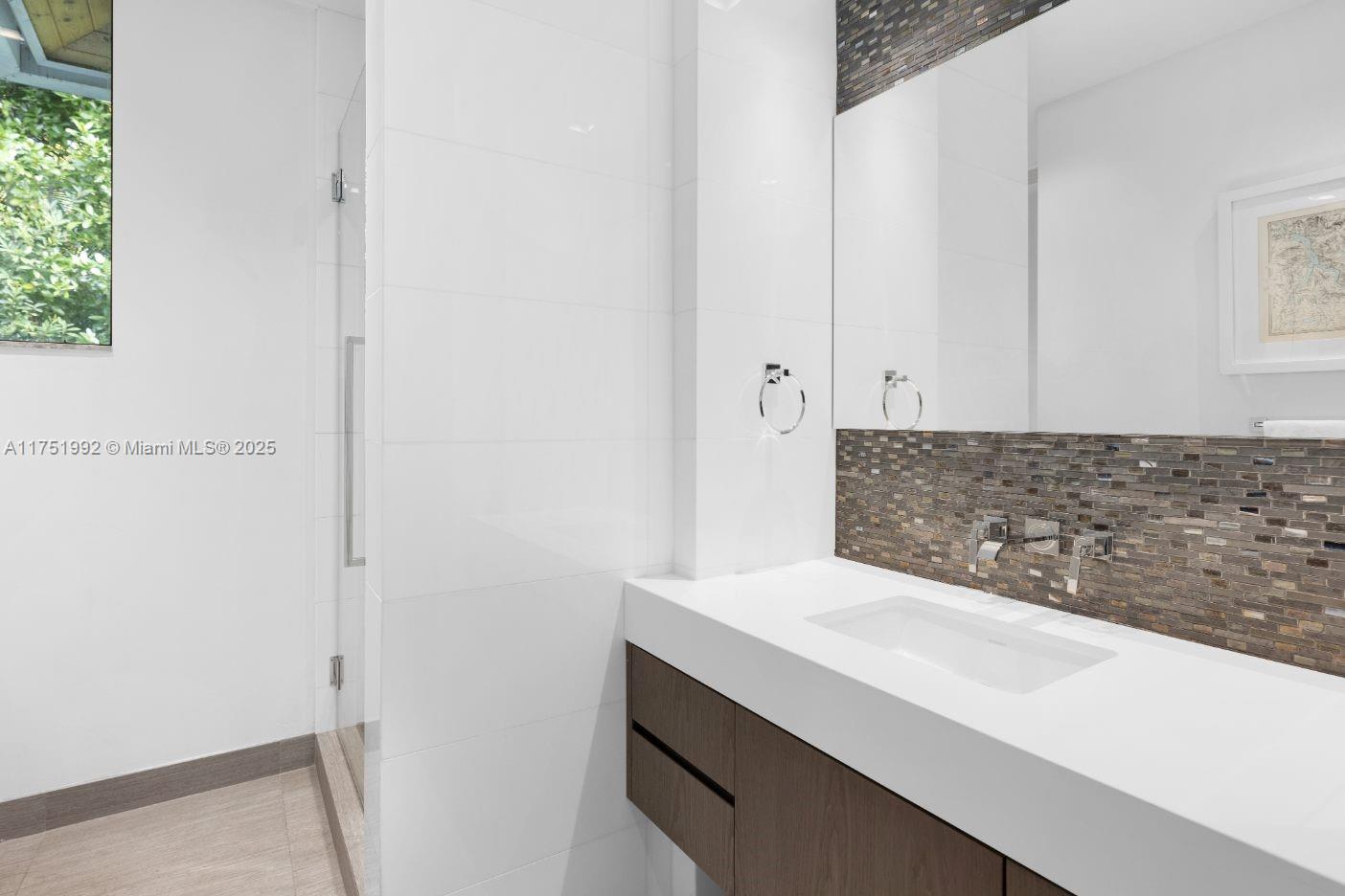 SUNSET ISLANDS-ISLAND NO - Residential