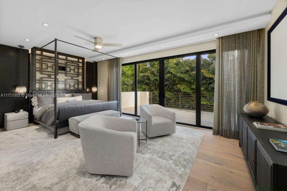 SUNSET ISLANDS-ISLAND NO - Residential