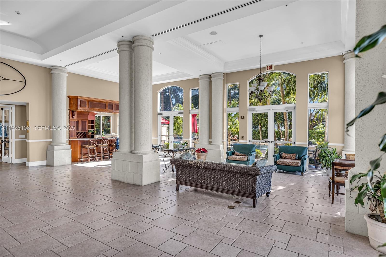 PORTO BELLAGIO CONDO - Residential