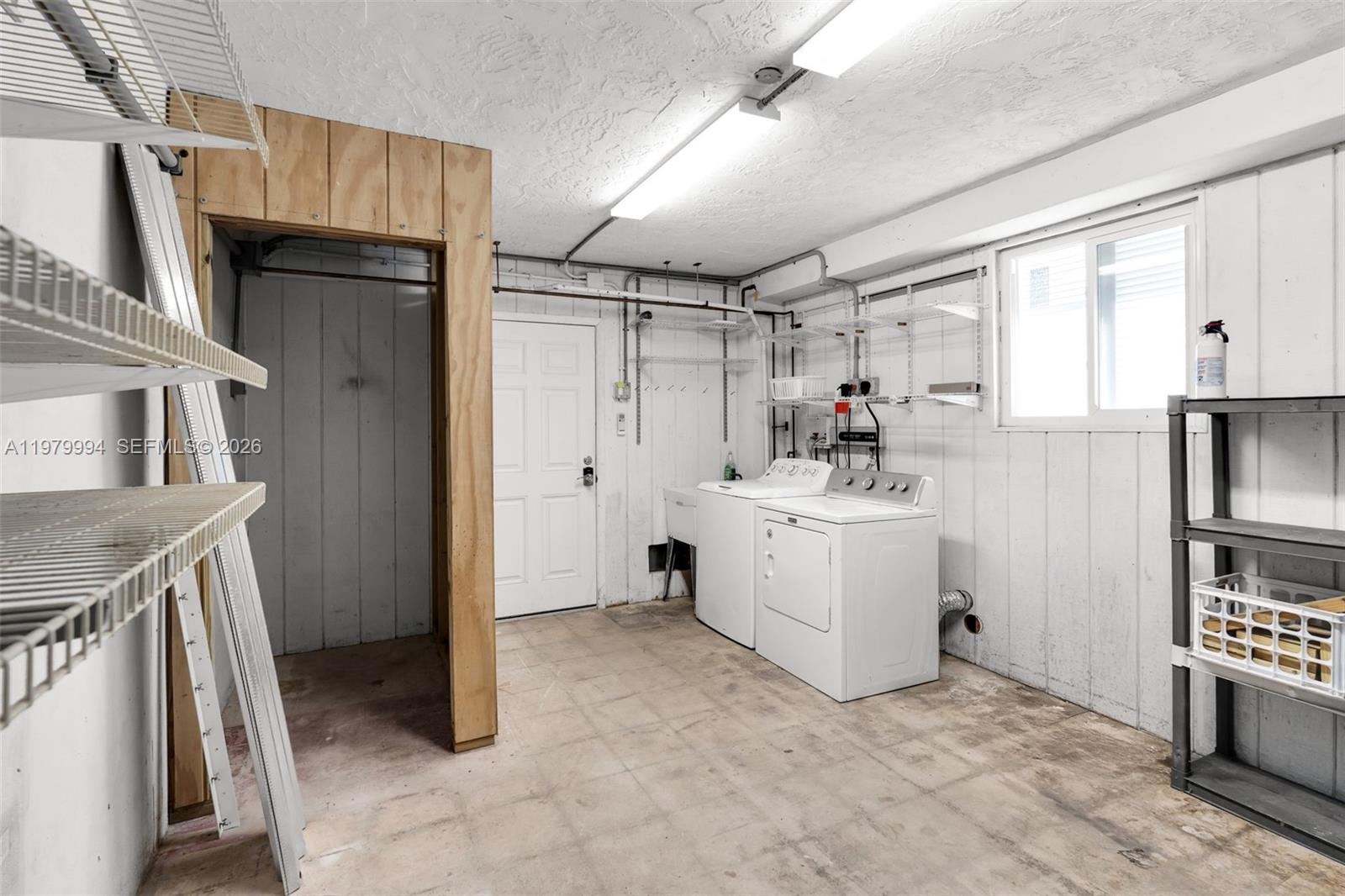 LARGO SOUND VILLAGE - Residential