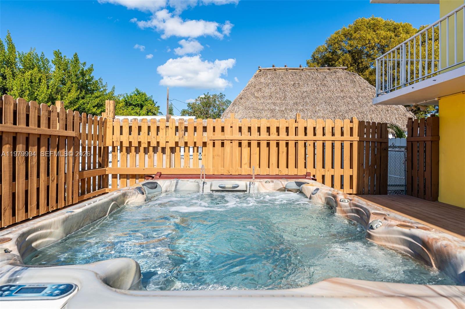 LARGO SOUND VILLAGE - Residential