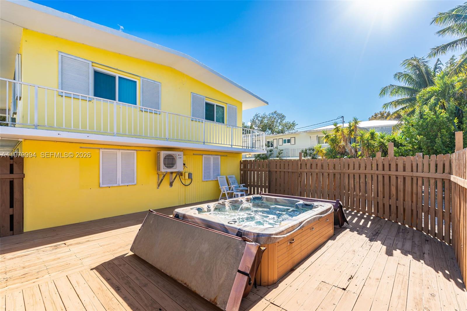 LARGO SOUND VILLAGE - Residential