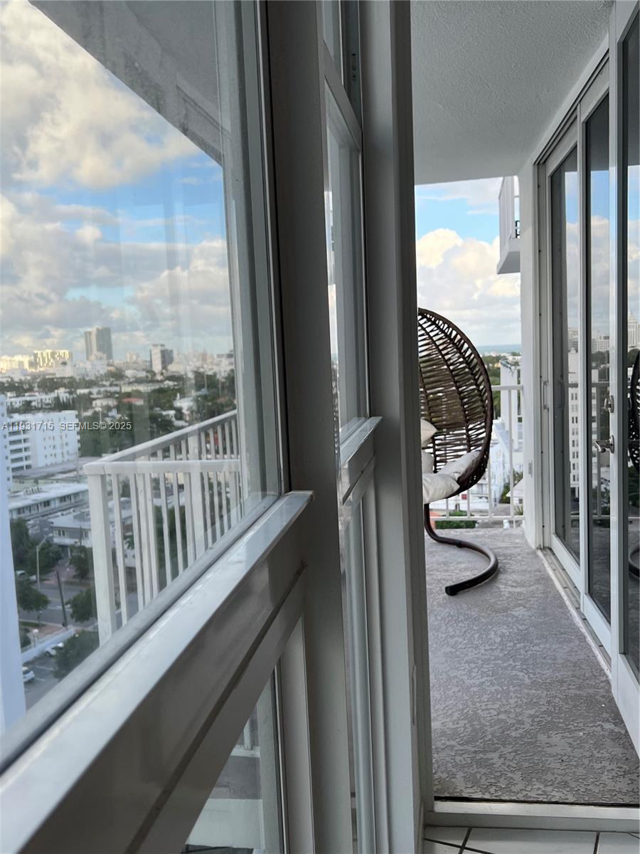 BAYVIEW TERR CONDO - Residential Lease