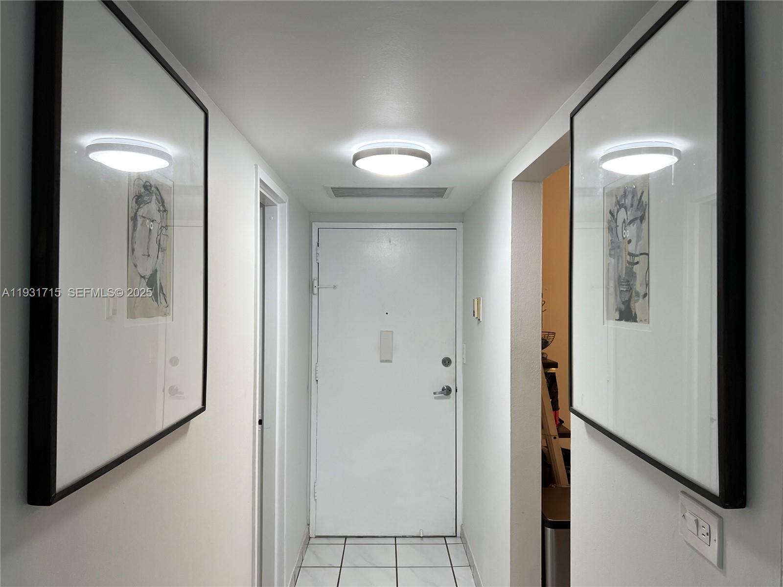 BAYVIEW TERR CONDO - Residential Lease