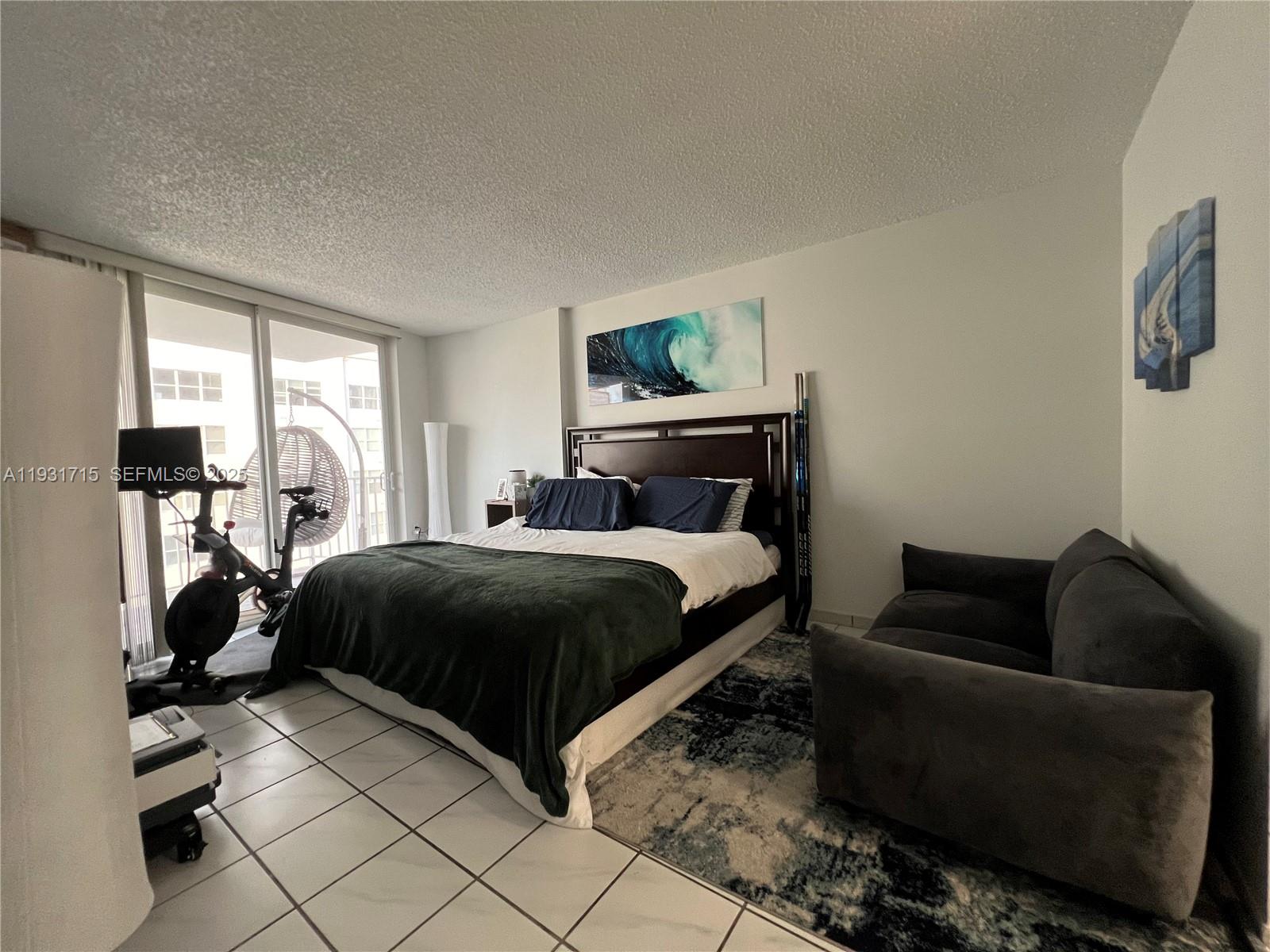 BAYVIEW TERR CONDO - Residential Lease