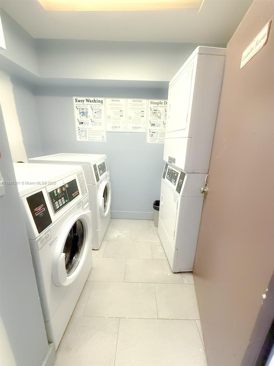 MONTECARLO CONDO - Residential