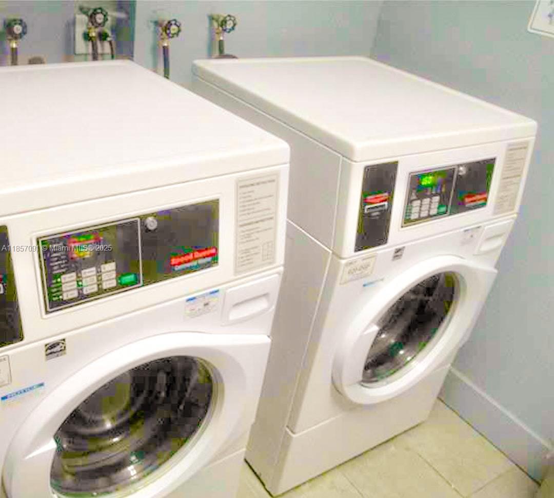 MONTECARLO CONDO - Residential